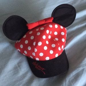Disneyland Minnie Mouse hat